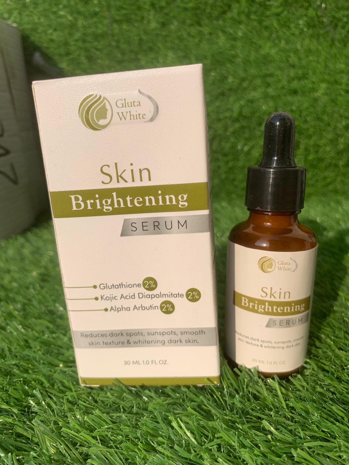 Gluta White Brightening Serum + Vtiamin C serum